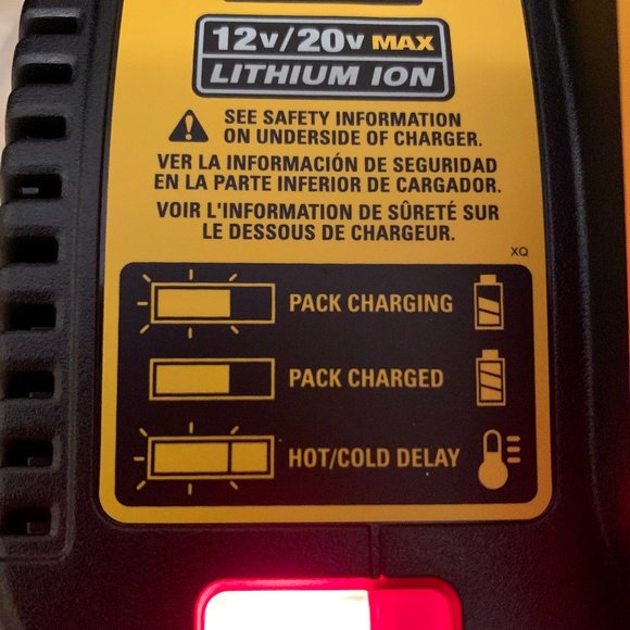 DEWALT DCB115 Charger 12v/20v Genuine Max Li-Ion **NEW** - Picture 2 of 3